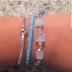 *Retired ALEX AND ANI SWAROVSKI Crystal bangle